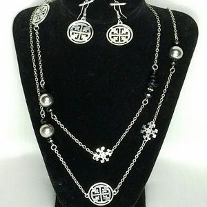 Necklace & Matching Earrings